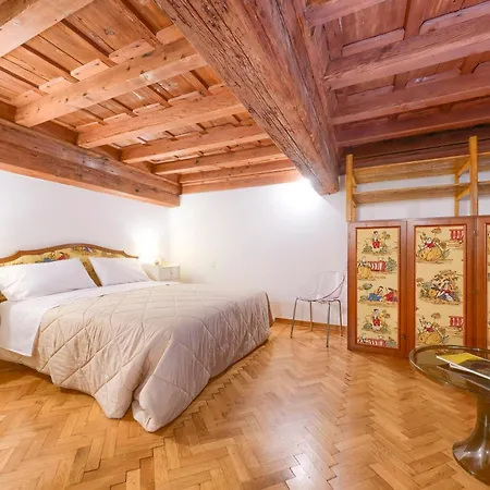 La Casa Di Dante Alighieri * Florens