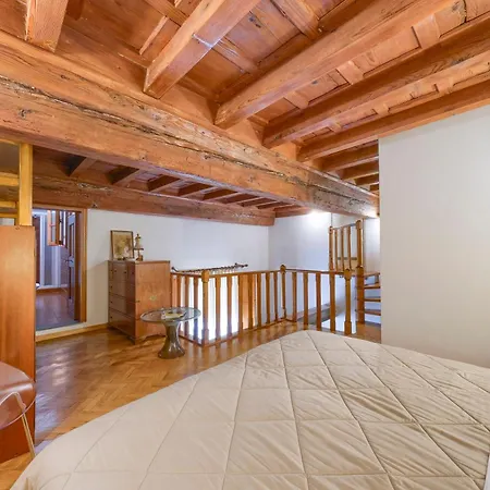 La Casa Di Dante Alighieri