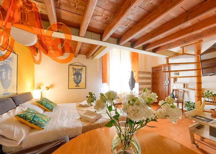 La Casa Di Dante Alighieri Appartamento *