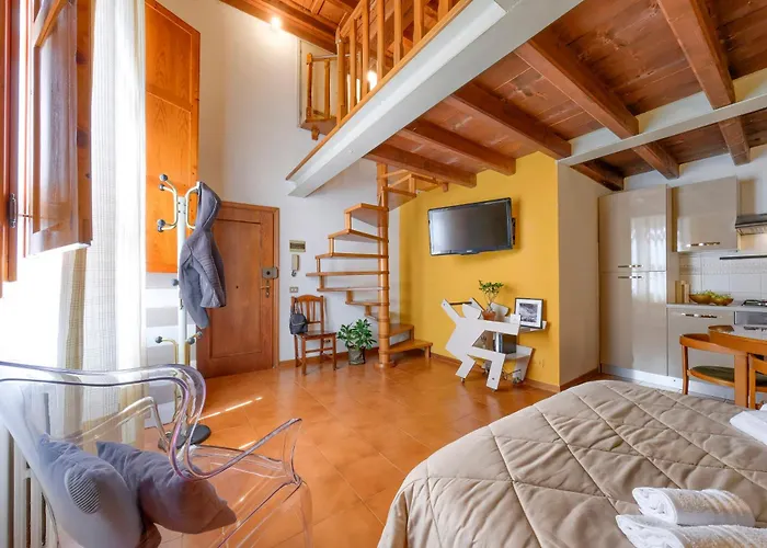 La Casa Di Dante Alighieri * Firenze